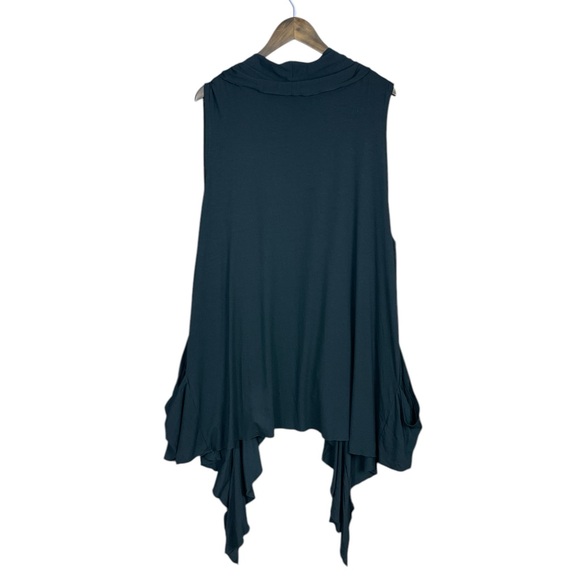 Flutter & Squeak | Black Sleeveless Waterfall Ruffle Cardigan Drape Pockets - Picture 4 of 5